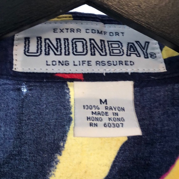 Vintage 90’s Summer Shirt - Picture 3 of 3